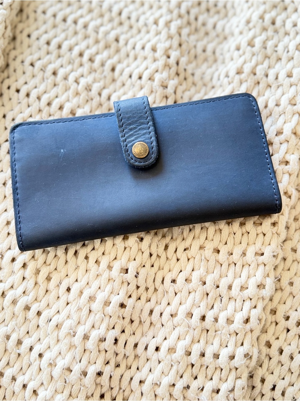 Portland Leather Goods Midnight Blue Bifold Wallet - Picture 3 of 7
